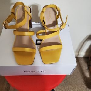 ALDO Strappy High Heel Sandle; Size 6